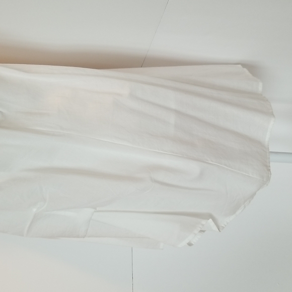 NWOT: Sundance Flowy High/Low Top w/CAMISOLE - Picture 8 of 9